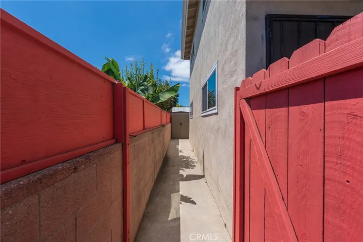 Side yard