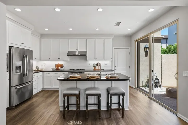 71 Emerald Clover, Irvine, California 92620