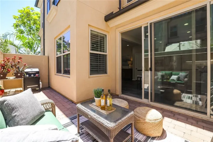 71 Emerald Clover, Irvine, California 92620