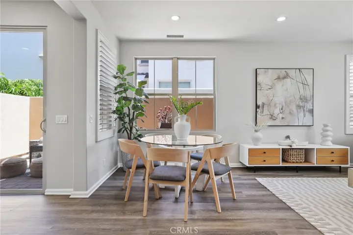 71 Emerald Clover, Irvine, California 92620
