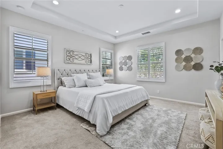 71 Emerald Clover, Irvine, California 92620