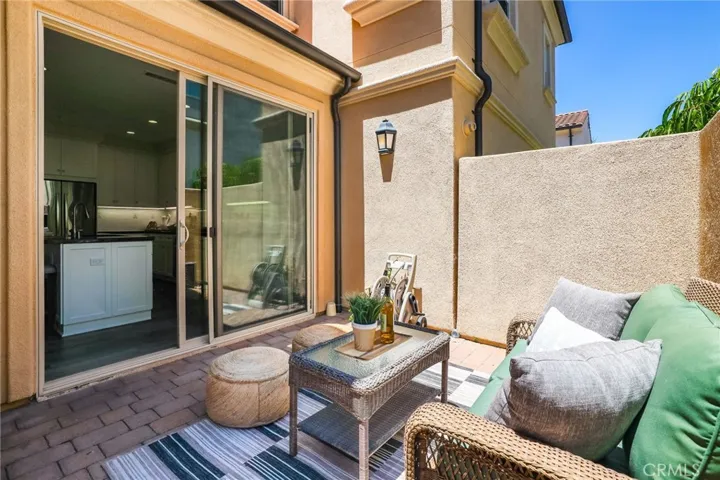 71 Emerald Clover, Irvine, California 92620