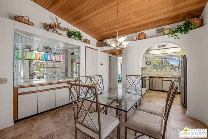 2700 E Mesquite Avenue E26, Palm Springs, California 92264