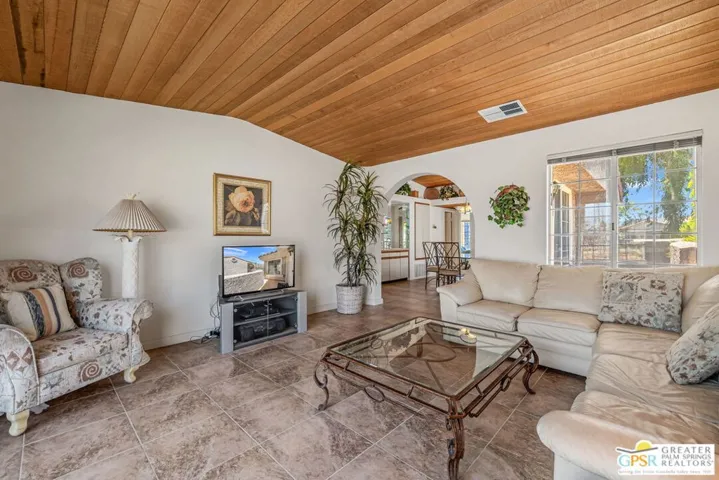 2700 E Mesquite Avenue E26, Palm Springs, California 92264