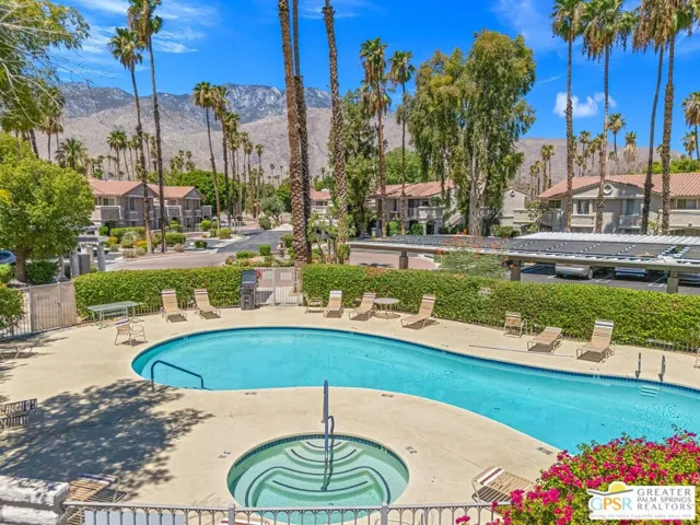 2700 E Mesquite Avenue E26, Palm Springs, California 92264