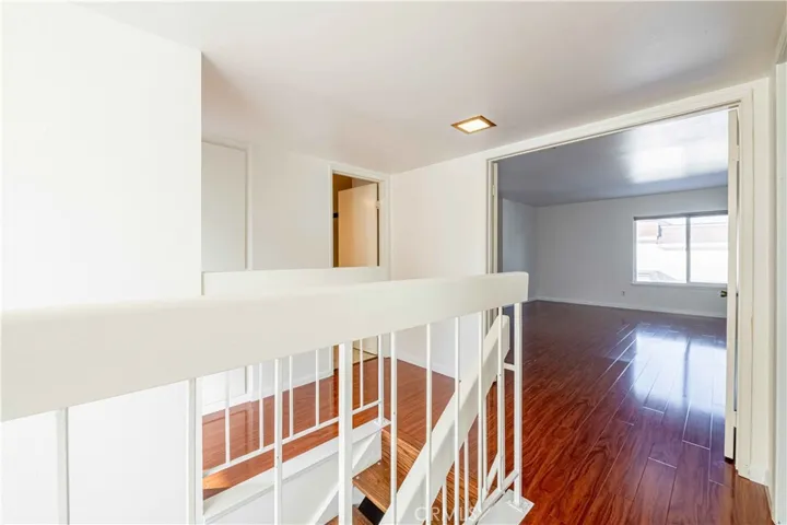 10055 Larwin 3, Chatsworth, California 91311