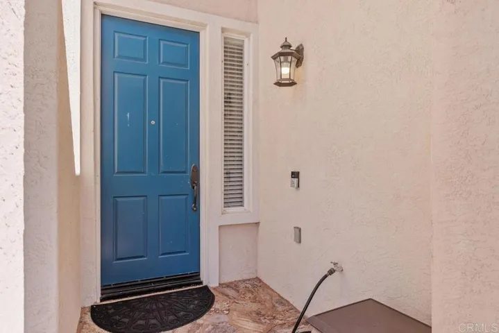 11475 Trailbrook Lane, San Diego, California 92128