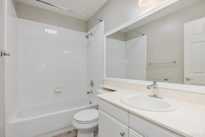 11475 Trailbrook Lane, San Diego, California 92128