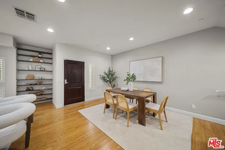 5727 Camellia Avenue 108, North Hollywood, California 91601 — photo 4