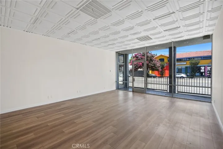 5557 Reseda Boulevard, Tarzana, California 91356