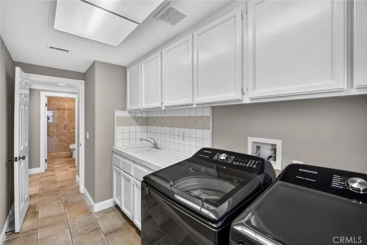 22191 Cherrywood, Mission Viejo, California 92692