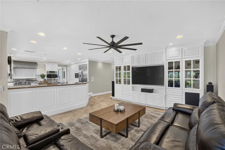 22191 Cherrywood, Mission Viejo, California 92692