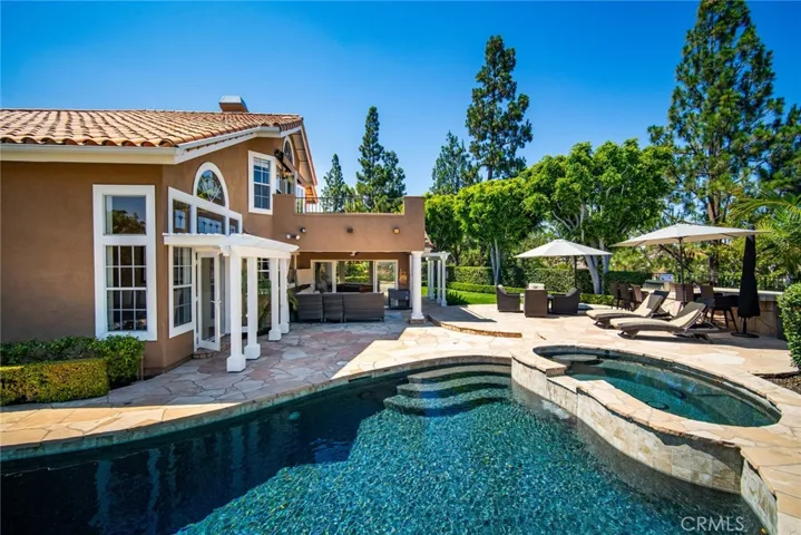 22191 Cherrywood, Mission Viejo, California 92692