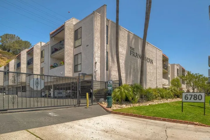 6780 Friars Road 262, San Diego, California 92108