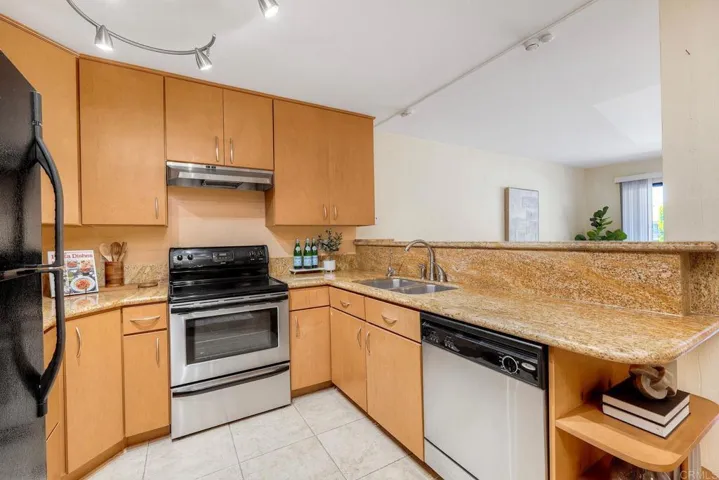 6780 Friars Road 262, San Diego, California 92108