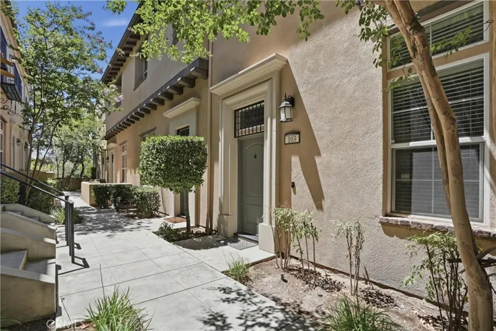 4428 Owens Street 103, Corona, California 92883