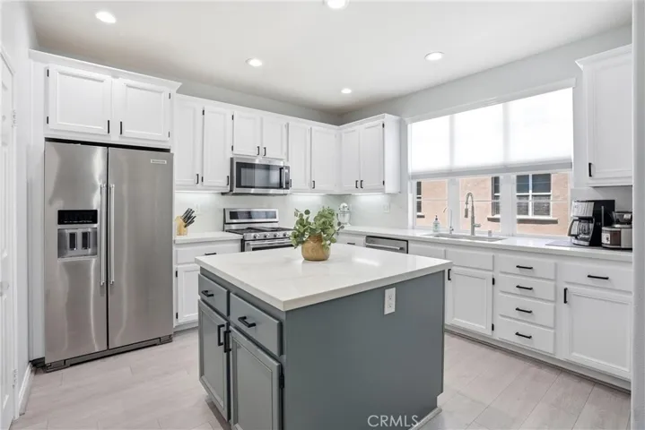 4428 Owens Street 103, Corona, California 92883