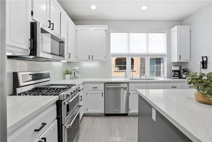 4428 Owens Street 103, Corona, California 92883