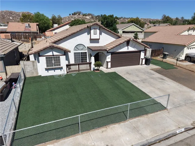 834 Shana Court, Perris, California 92570