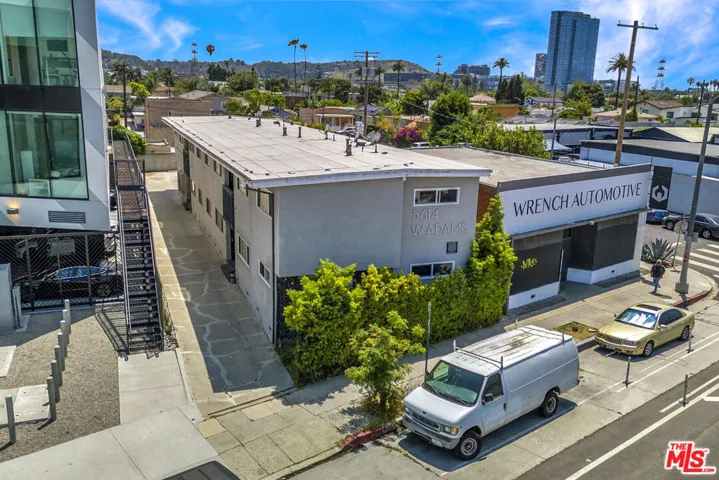 5614 W Adams Boulevard, Los Angeles, California 90016