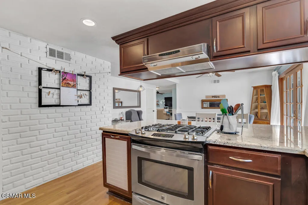 1060 Colby Cir- HsHProd-26