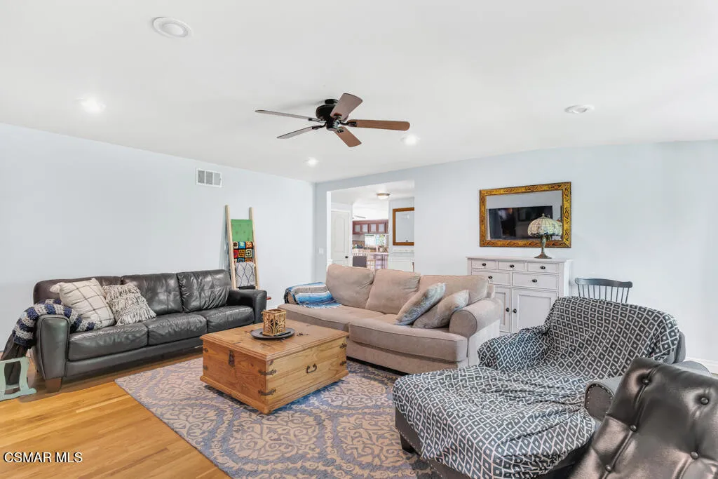 1060 Colby Cir- HsHProd-13