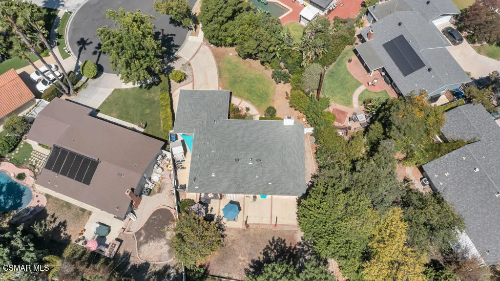 1060 Colby Cir- HsHProd-6