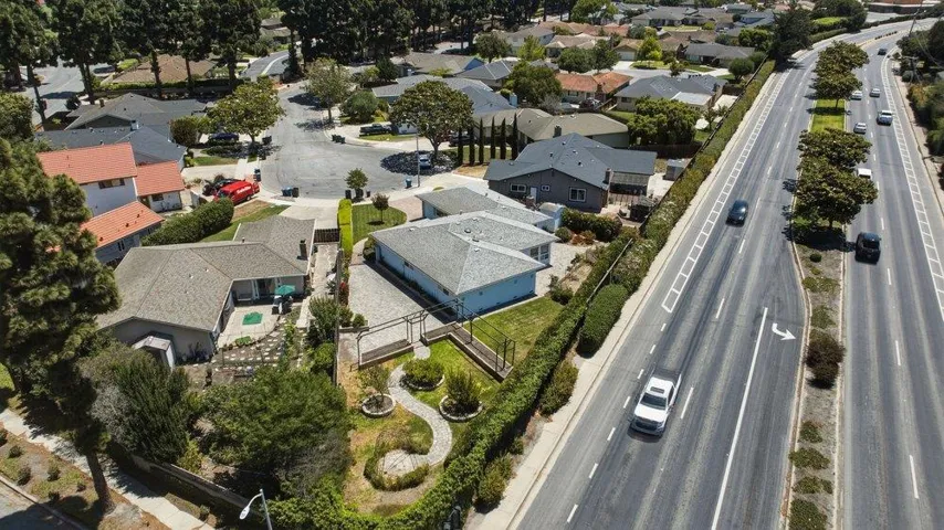 1120 Woodside Circle, Salinas, California 93901