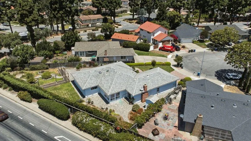 1120 Woodside Circle, Salinas, California 93901