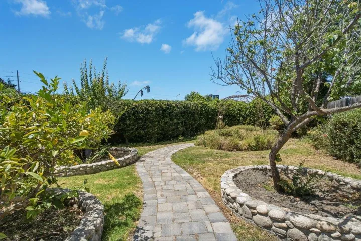1120 Woodside Circle, Salinas, California 93901