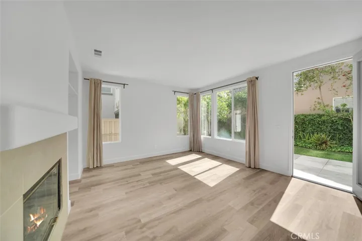 24 Periwinkle, Irvine, California 92618