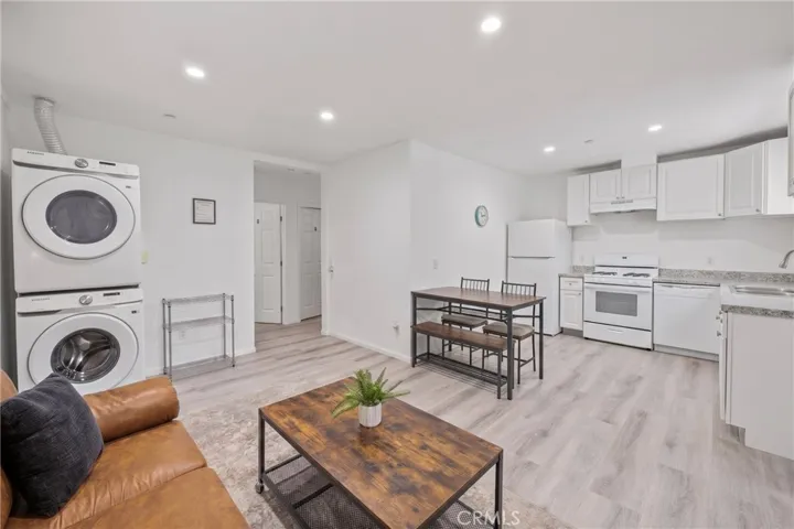 212 W Kildare Street, Lancaster, California 93534