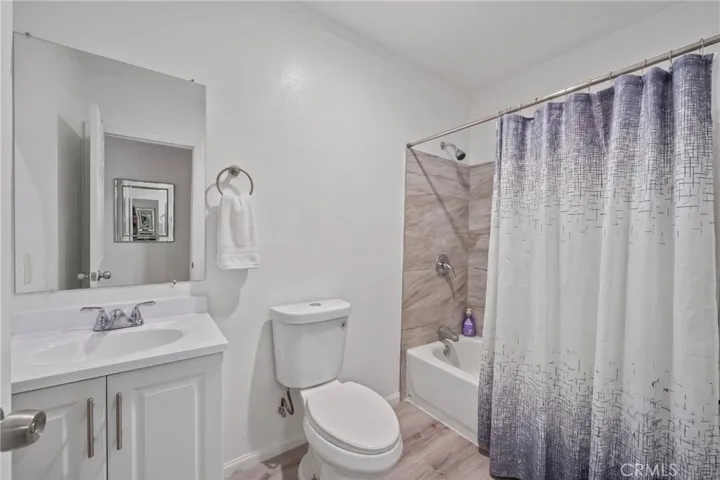212 W Kildare Street, Lancaster, California 93534