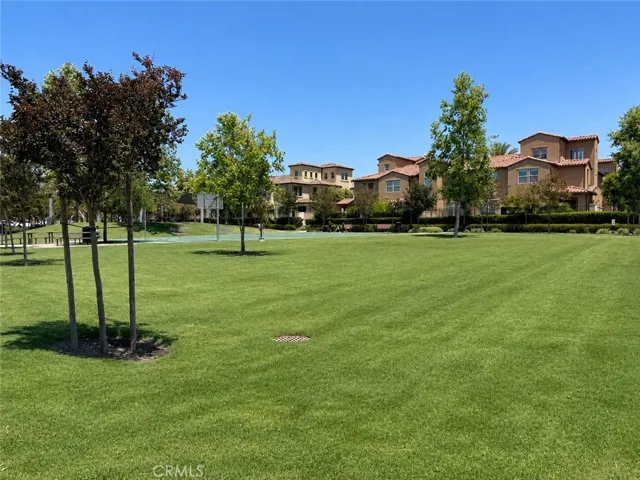 46 Finch, Lake Forest, California 92630