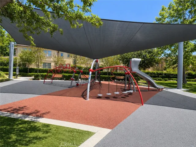 46 Finch, Lake Forest, California 92630