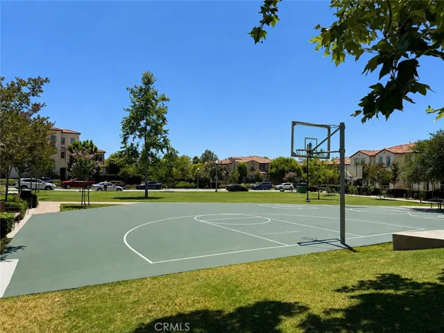 46 Finch, Lake Forest, California 92630