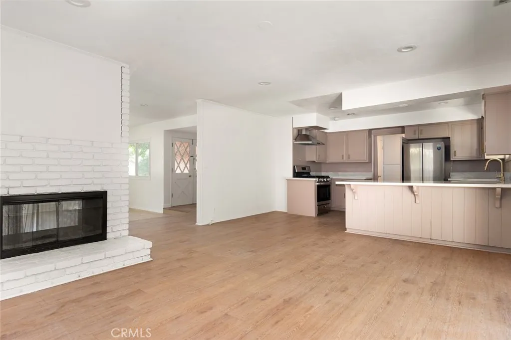 4775 Regalo Road, Woodland Hills, California 91364 — photo 5