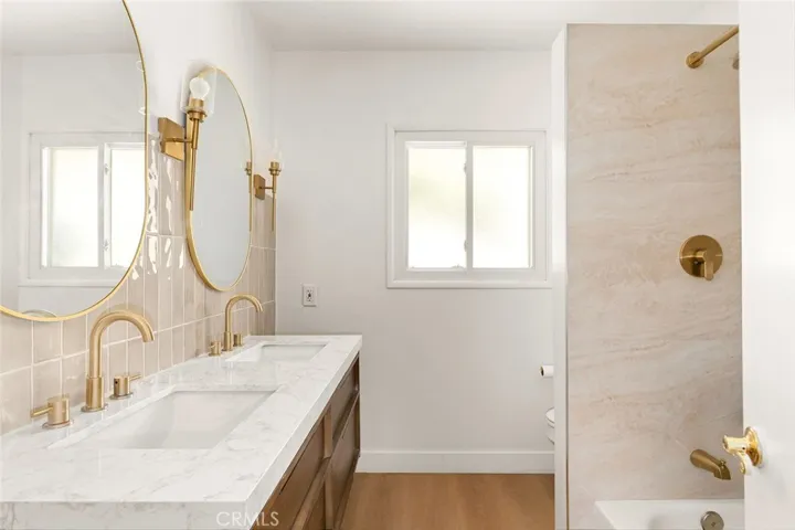4775 Regalo Road, Woodland Hills, California 91364