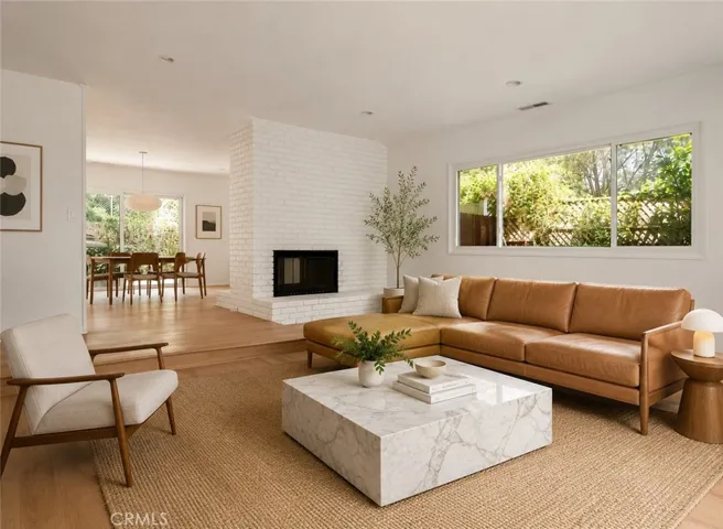 4775 Regalo Road, Woodland Hills, California 91364