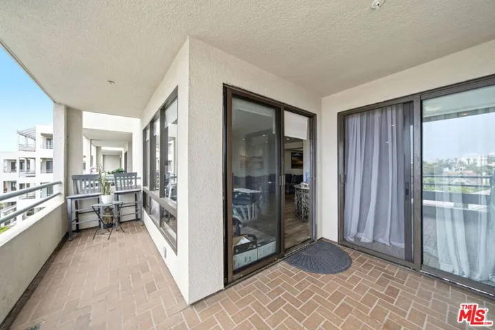 122 Ocean Park Boulevard 507, Santa Monica, California 90405