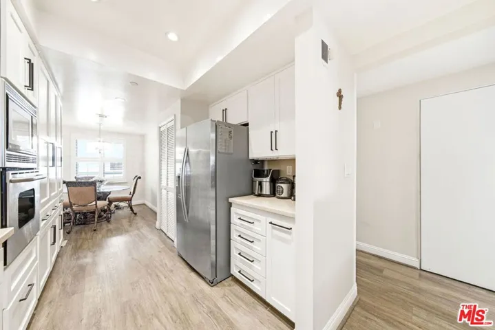 122 Ocean Park Boulevard 507, Santa Monica, California 90405