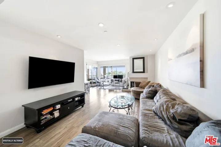 122 Ocean Park Boulevard 507, Santa Monica, California 90405