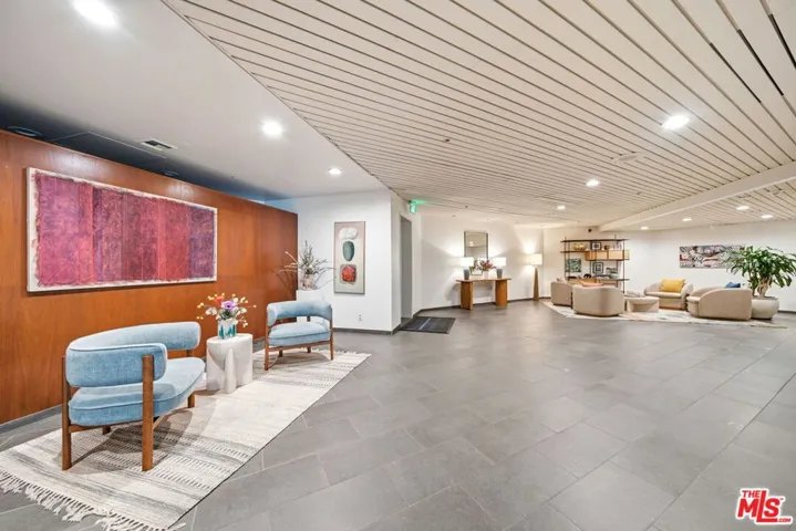 122 Ocean Park Boulevard 507, Santa Monica, California 90405