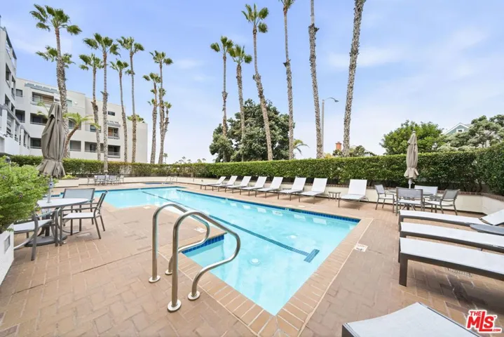 122 Ocean Park Boulevard 507, Santa Monica, California 90405