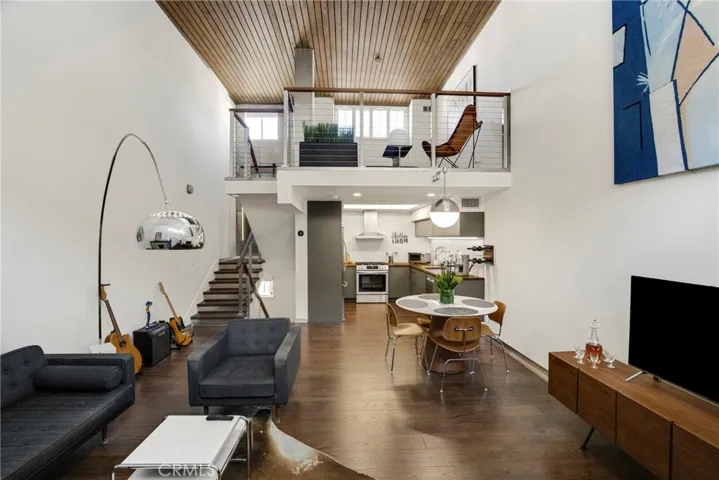 10926 Bluffside Drive 35, Studio City, California 91604 — photo 4