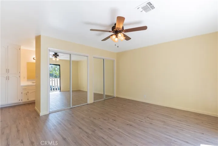 158 Flag Way, Paso Robles, California 93446