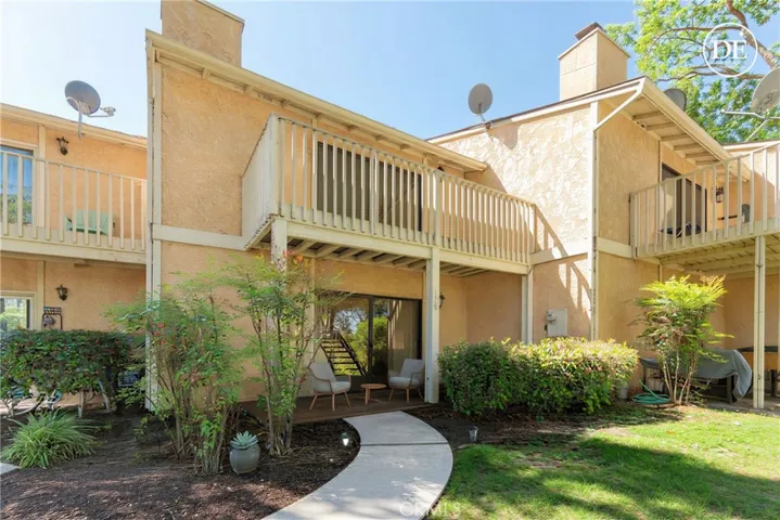 158 Flag Way, Paso Robles, California 93446