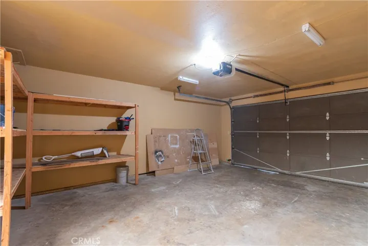 158 Flag Way, Paso Robles, California 93446