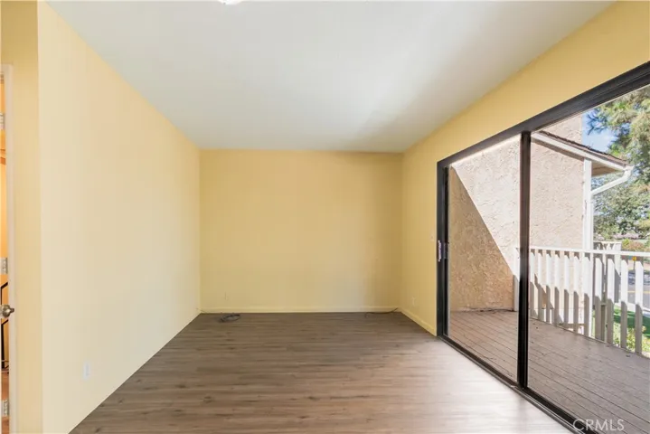 158 Flag Way, Paso Robles, California 93446