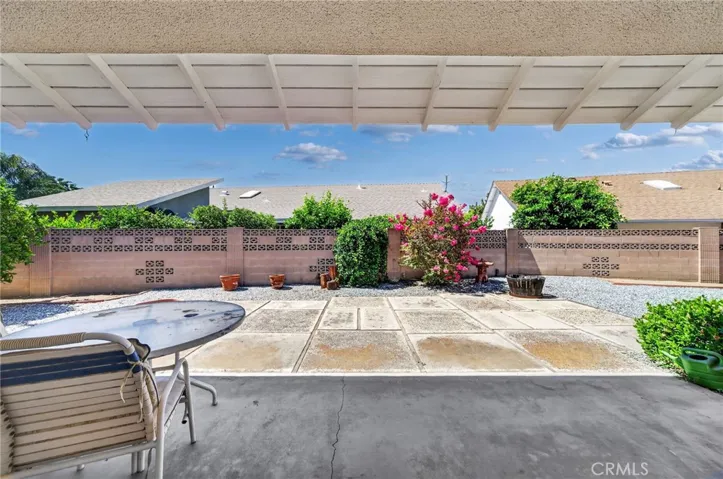 1240 W Montrose Avenue, Hemet, California 92543